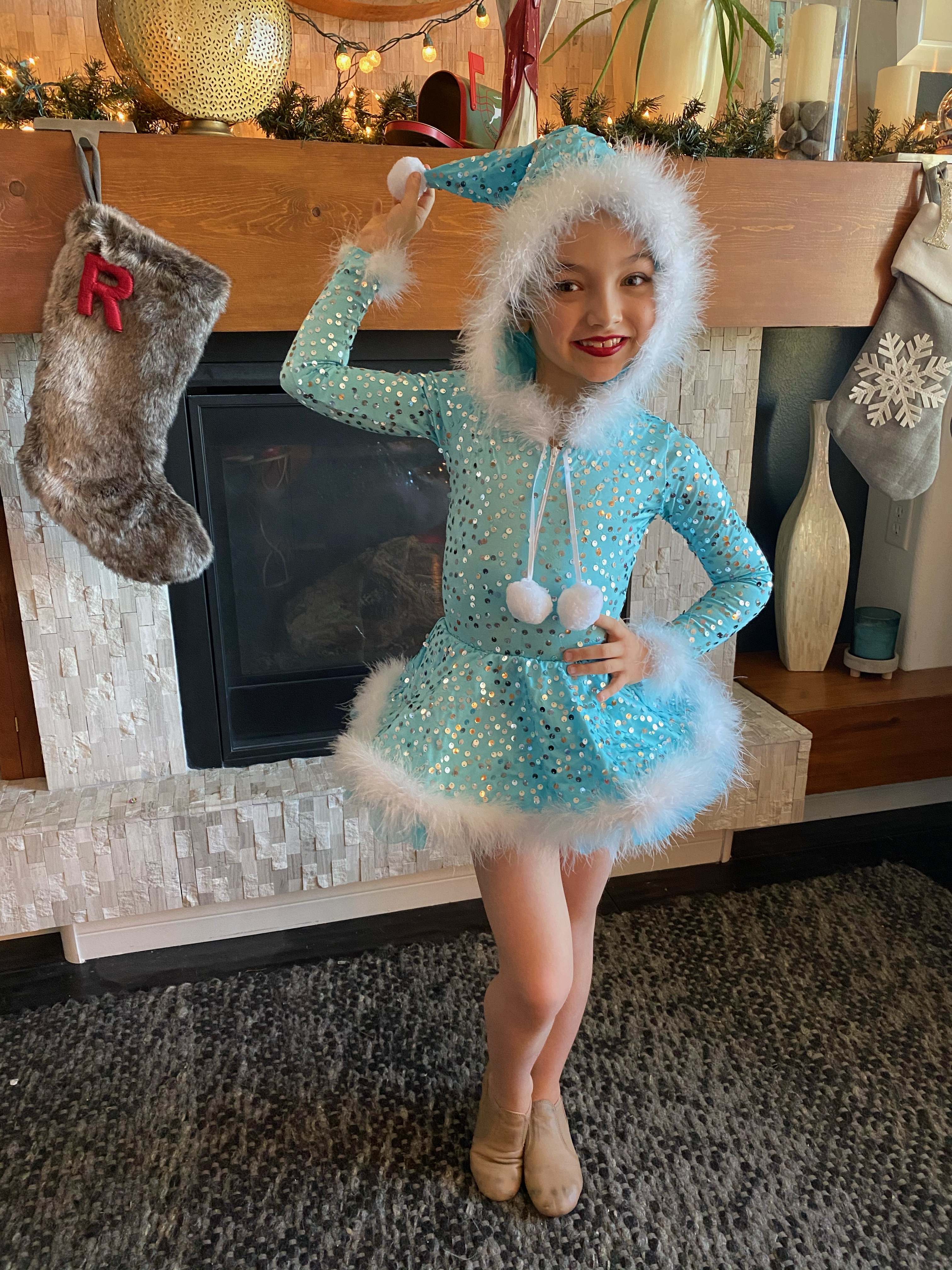 Andi is ready to melt some hearts in Art Stone Style #29003, “Snow Baby.”